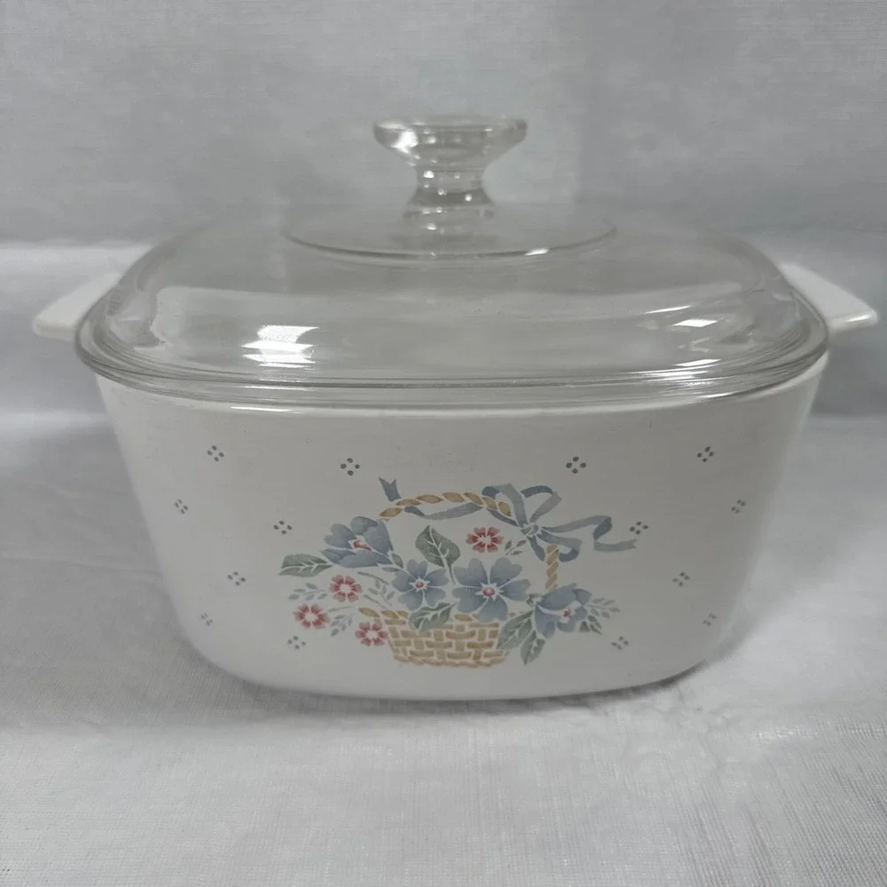 Vtg Corning Ware A3B  Country Cornflower Basket 3 Liter Casserole w/ PYREX Lid